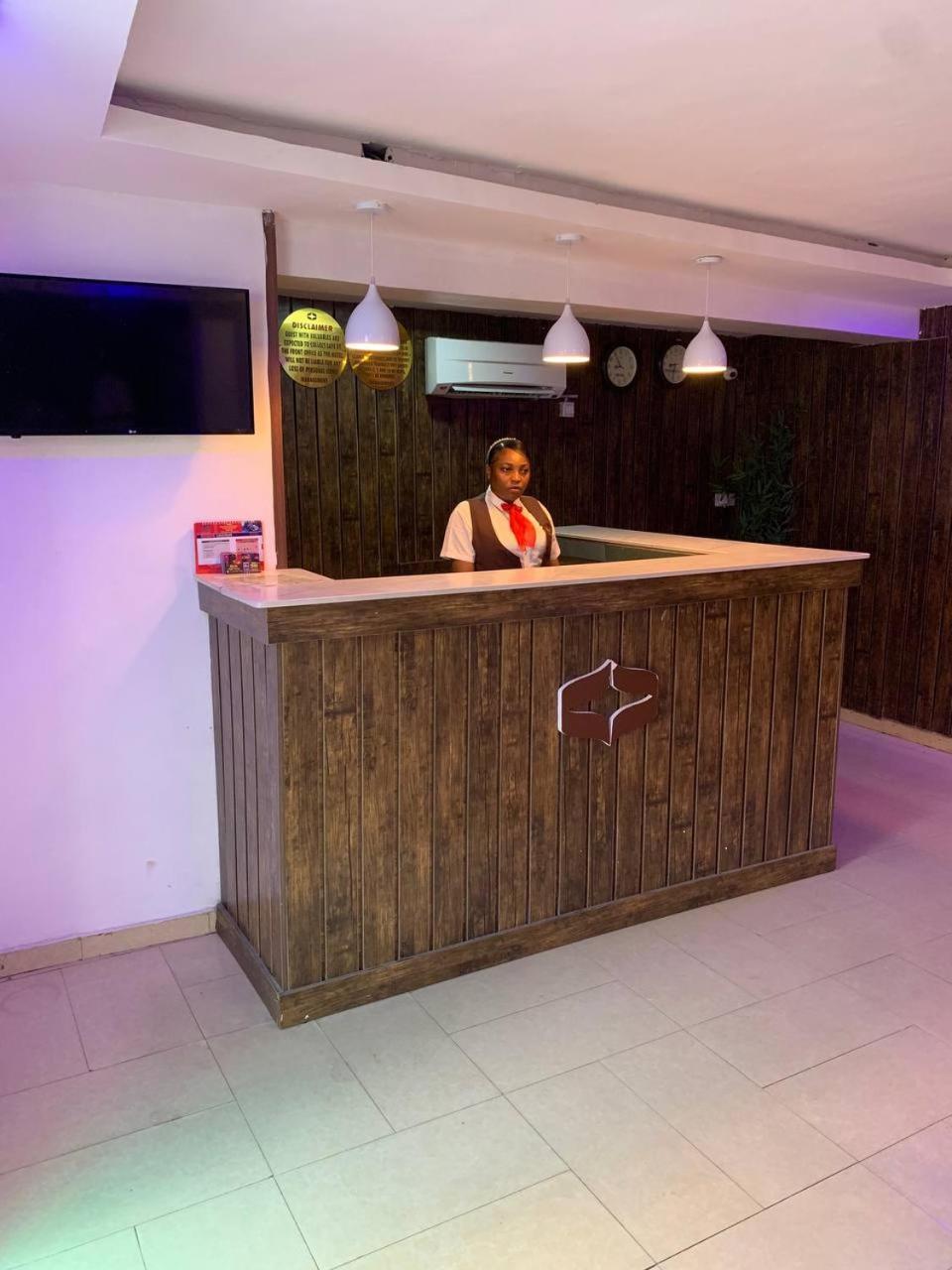 Presken Hotels Alade Avenue Ikeja Exterior photo